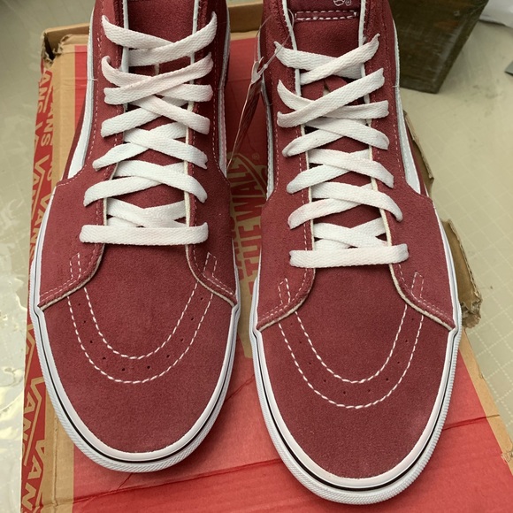 Brand New Vans Sk8-Hi Sneakers - Picture 4 of 8
